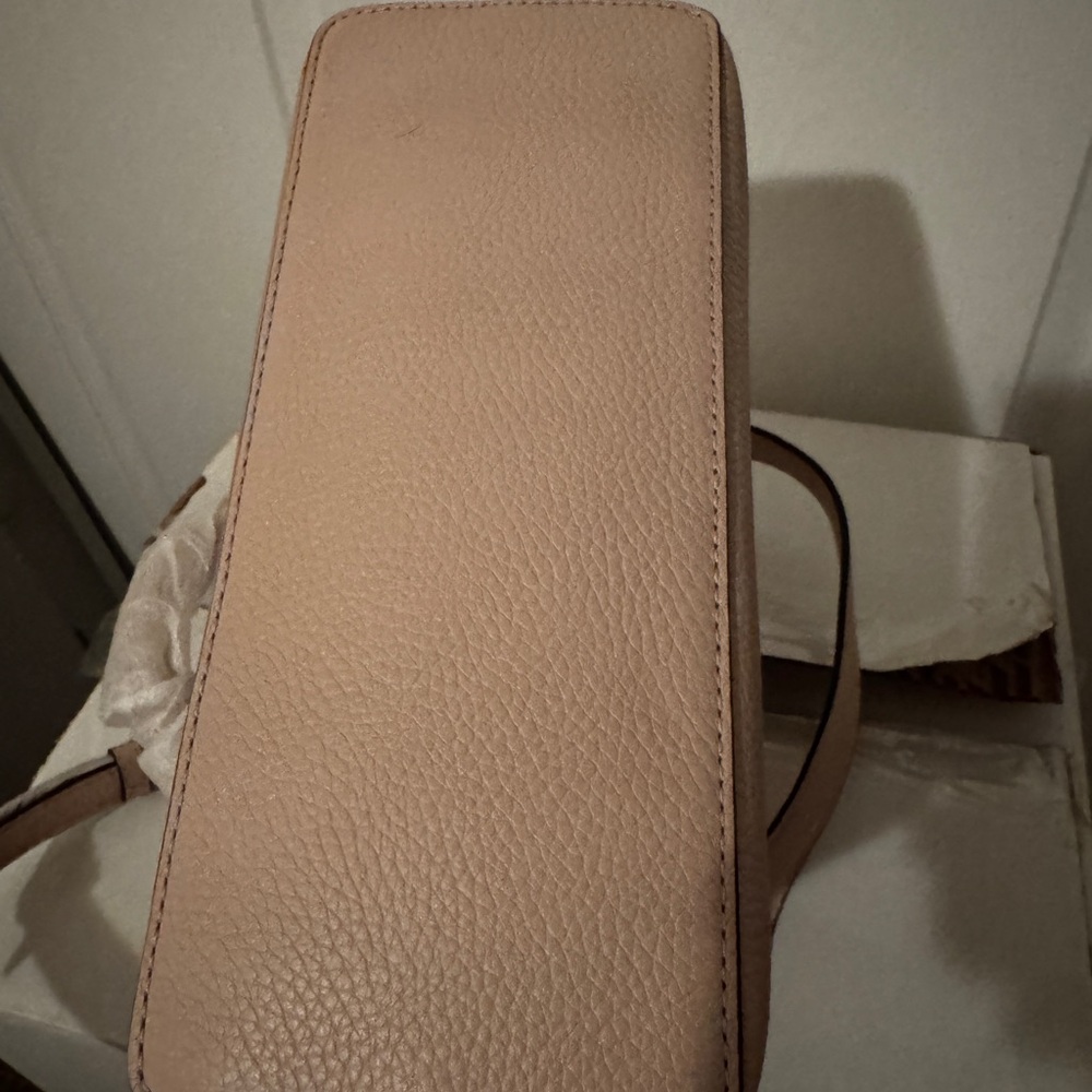 BNWT Michael Kors Blush Leather Satchel - Picture 6 of 9
